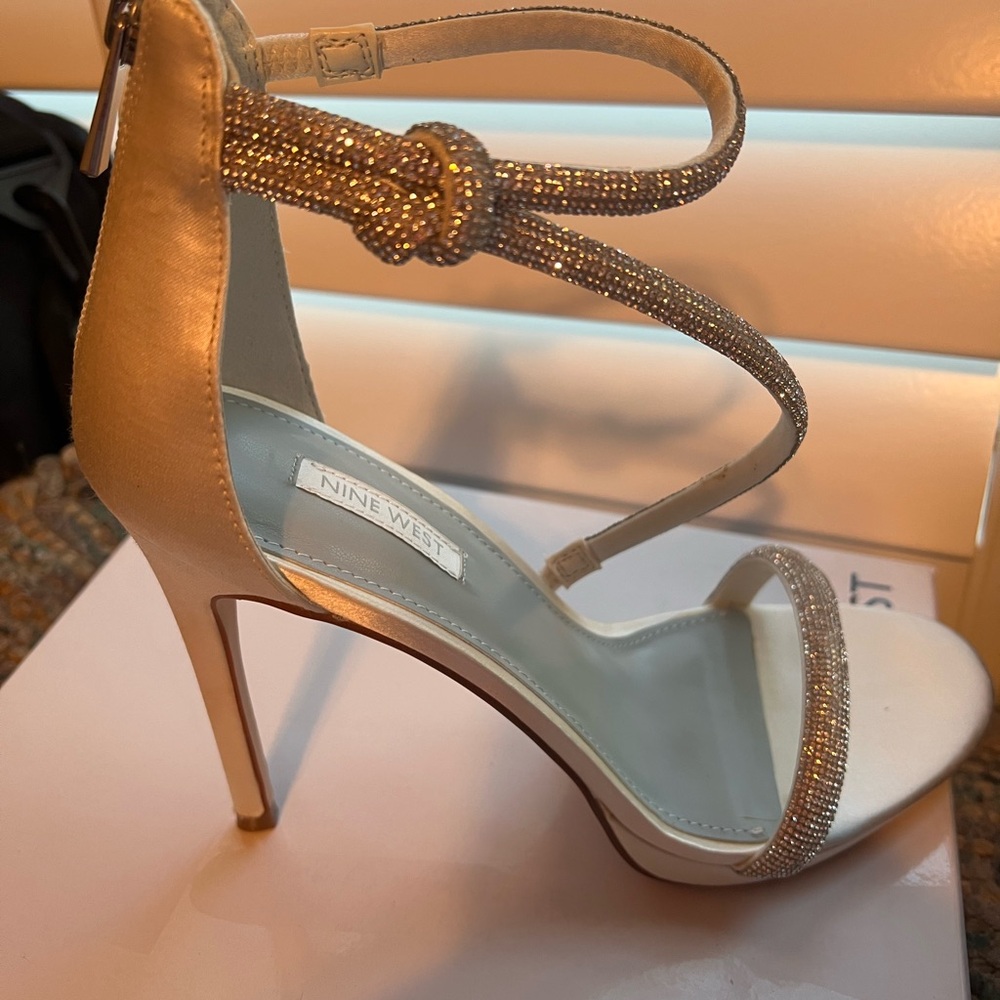 Nine West Ivory and Silver Strappy Heels